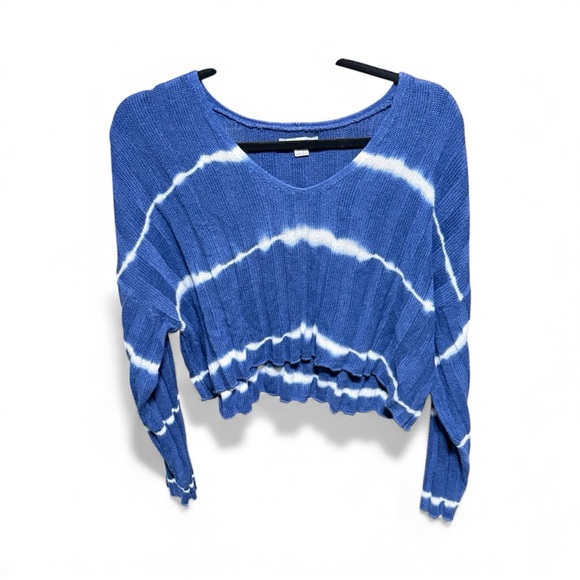 American Eagle Outfitters Sweaters - American Eagle Blue Tie Dye Cropped Sweater | V-Neck Boho Lightweight Knit Top
